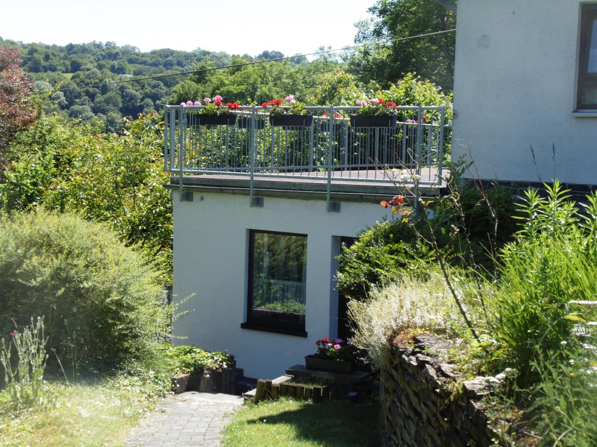 Ferienwohnung Schaefer Waldbreitbach Esterno foto